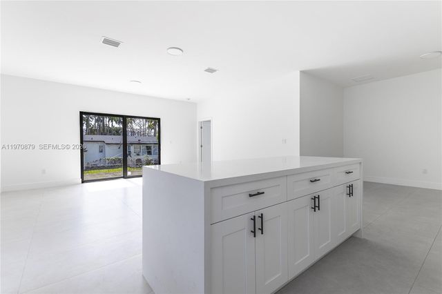 1494 NE 117th ST, Miami, FL 33161