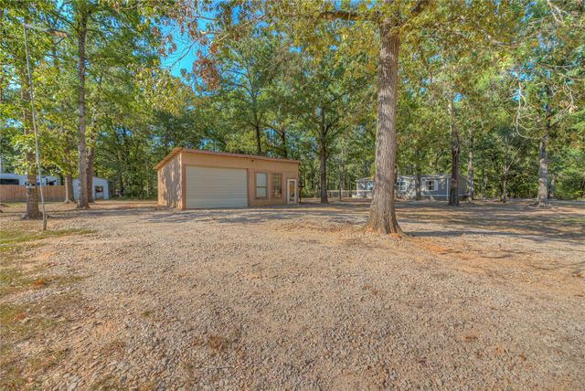 767 Windwood Drive, Livingston, TX 77351