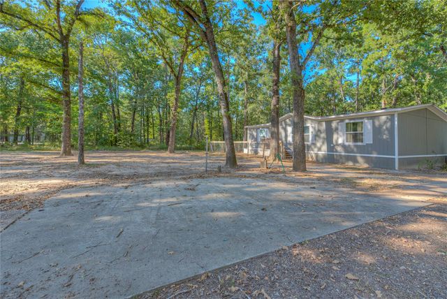 767 Windwood Drive, Livingston, TX 77351