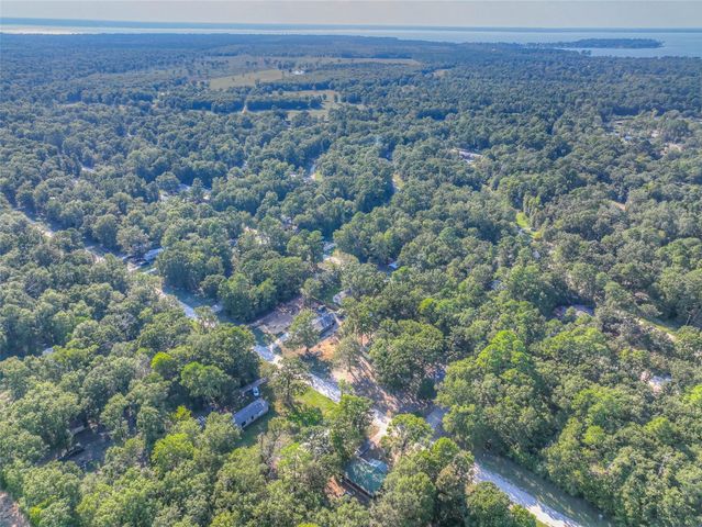 767 Windwood Drive, Livingston, TX 77351