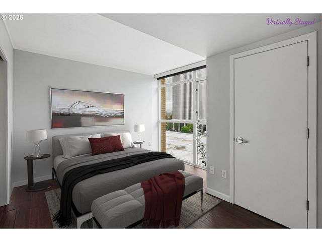 533 Ne HOLLADAY St 701, Portland, OR 97232