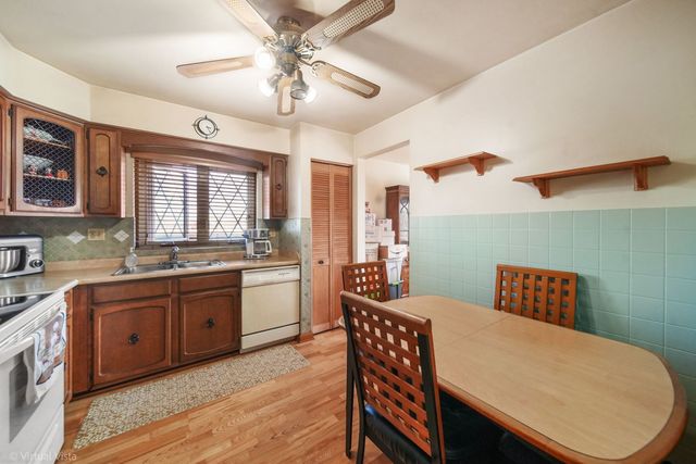 1601 N 76th Court 307, Elmwood Park, IL 60707