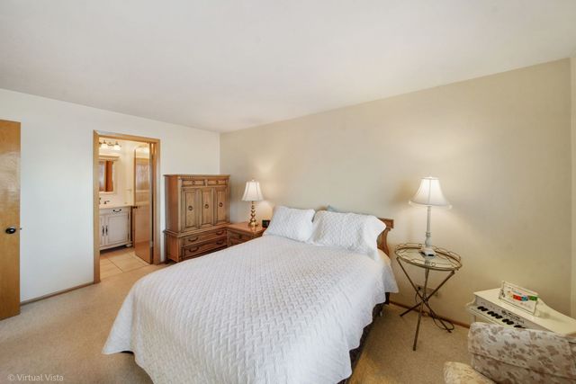 1601 N 76th Court 307, Elmwood Park, IL 60707