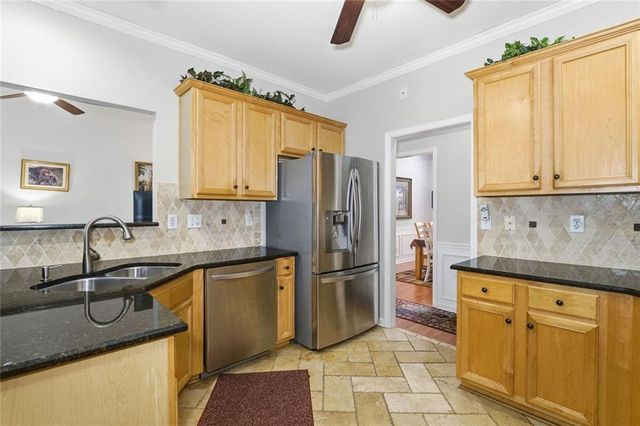 1221 Kingsbury Lane, Powder Springs, GA 30127