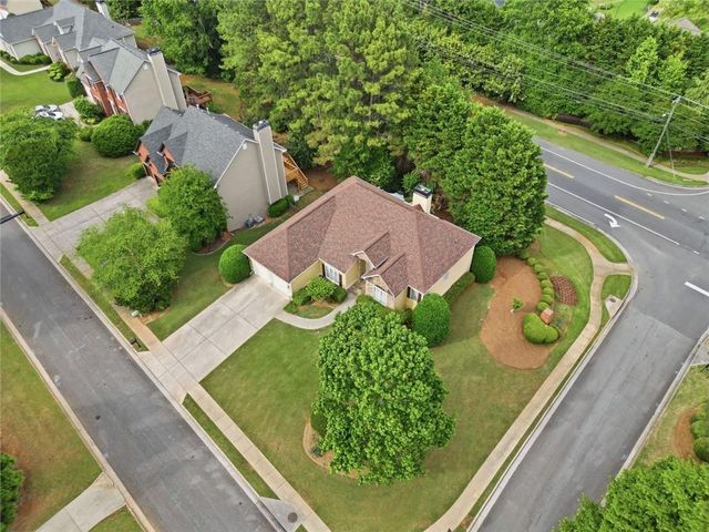 1221 Kingsbury Lane, Powder Springs, GA 30127