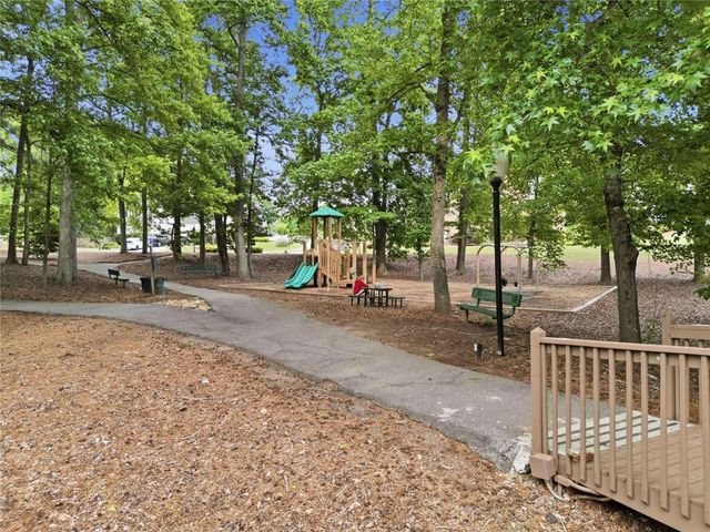 1221 Kingsbury Lane, Powder Springs, GA 30127
