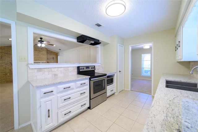111 Sunview Street, Sunnyvale, TX 75182