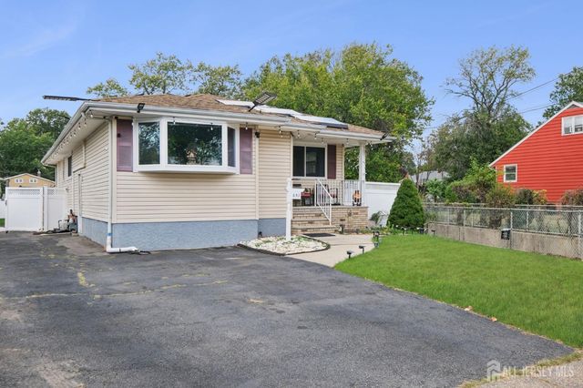 657 Barron Avenue, Woodbridge Proper, NJ 07095