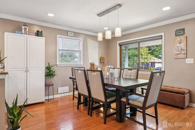 657 Barron Avenue, Woodbridge Proper, NJ 07095