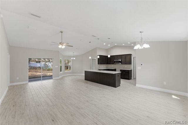 3115 W Fairbank Drive, Citrus Springs, FL 34433