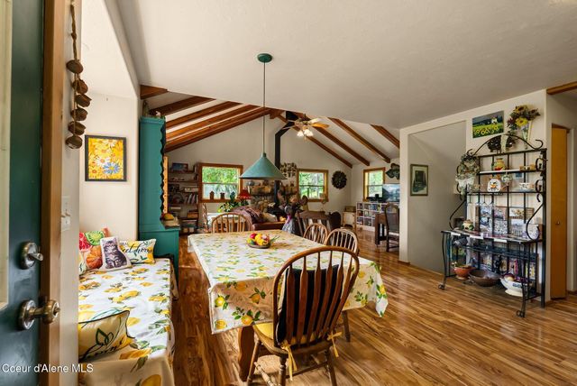 561 Geenen RD, Cocolalla, ID 83813