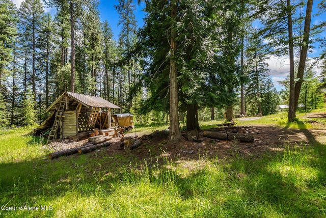 561 Geenen RD, Cocolalla, ID 83813