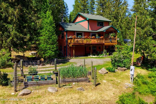 561 Geenen RD, Cocolalla, ID 83813