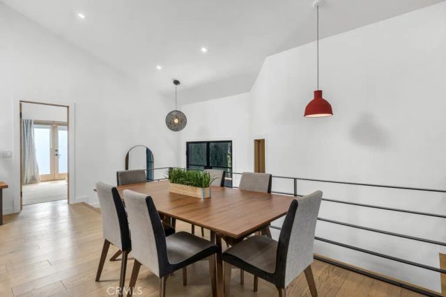 5200 Don Pio, Woodland Hills, CA 91364