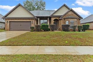 9823 Torrington N Drive, Semmes, AL 36575