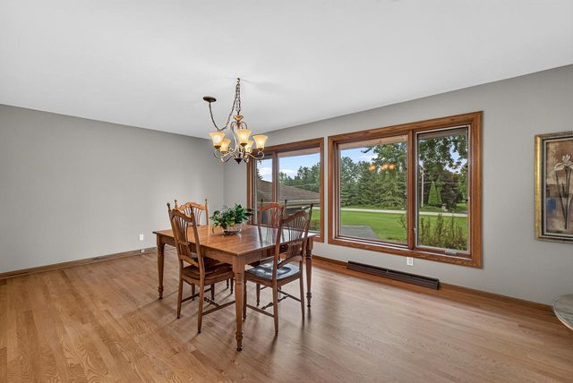 1123 Lake Shore ROAD, Grafton, WI 53024