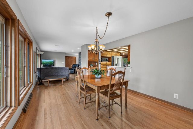 1123 Lake Shore ROAD, Grafton, WI 53024