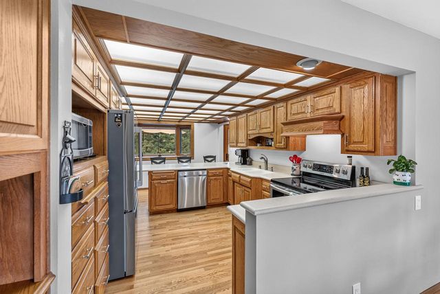 1123 Lake Shore ROAD, Grafton, WI 53024