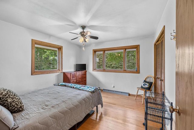 1123 Lake Shore ROAD, Grafton, WI 53024