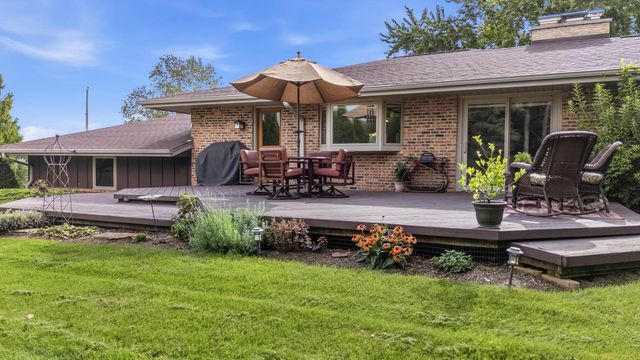 1123 Lake Shore ROAD, Grafton, WI 53024