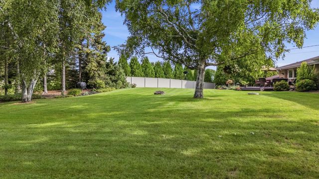 1123 Lake Shore ROAD, Grafton, WI 53024
