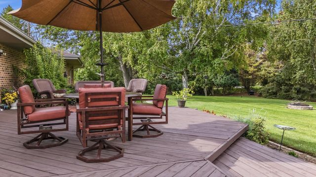 1123 Lake Shore ROAD, Grafton, WI 53024