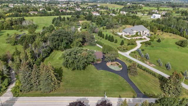 1123 Lake Shore ROAD, Grafton, WI 53024
