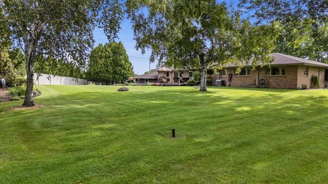 1123 Lake Shore ROAD, Grafton, WI 53024