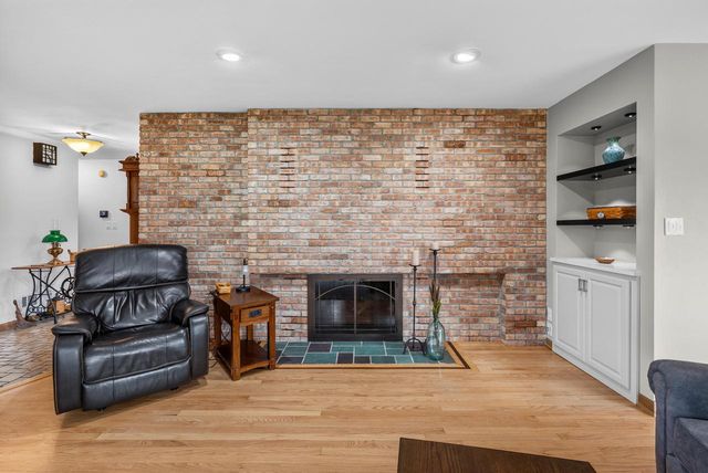 1123 Lake Shore ROAD, Grafton, WI 53024
