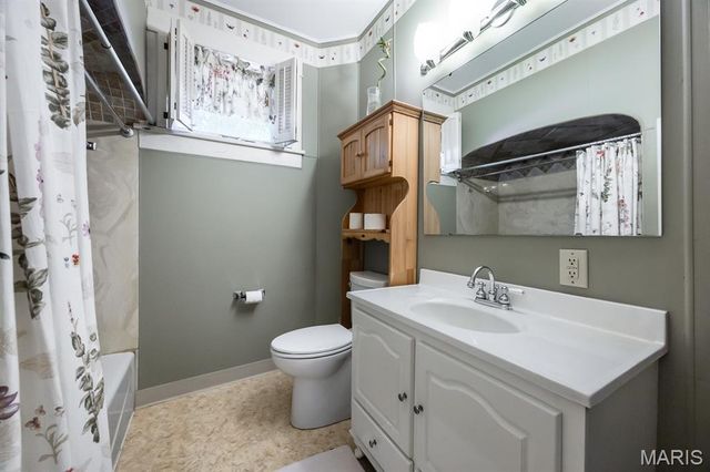 321 E Church Street, Mascoutah, IL 62258