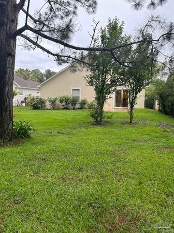 8958 Ellen Ct, Navarre, FL 32566
