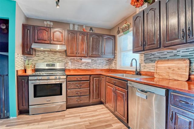 12 Arrawanna Street, Colorado Springs, CO 80909