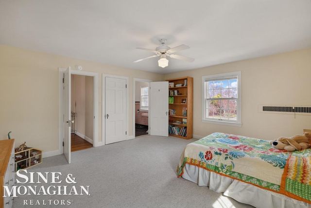 1037 Yorkshire Road, Grosse Pointe Park, MI 48230