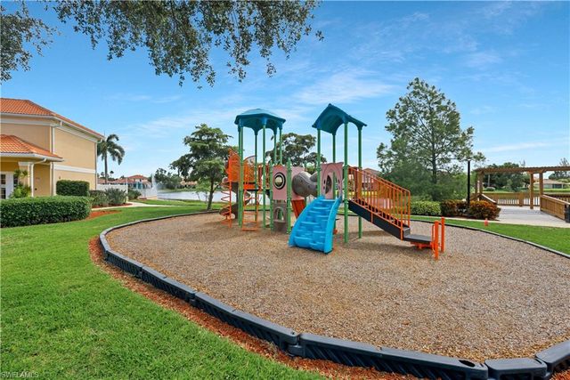15370 Laguna Hills DR, Fort Myers, FL 33908
