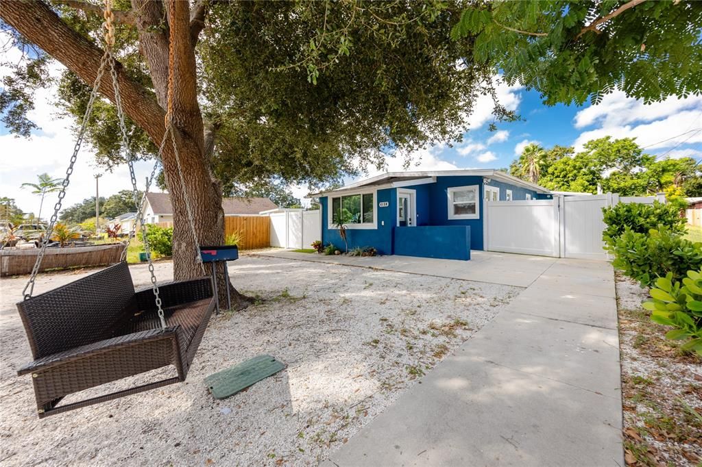 4150 40TH STREET N, St Petersburg, FL 33714