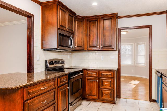 226 SNAKE HILL ROAD, Trussville, AL 35173