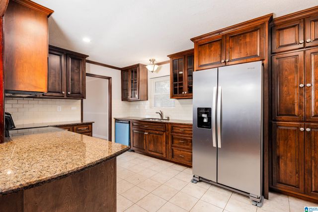 226 SNAKE HILL ROAD, Trussville, AL 35173