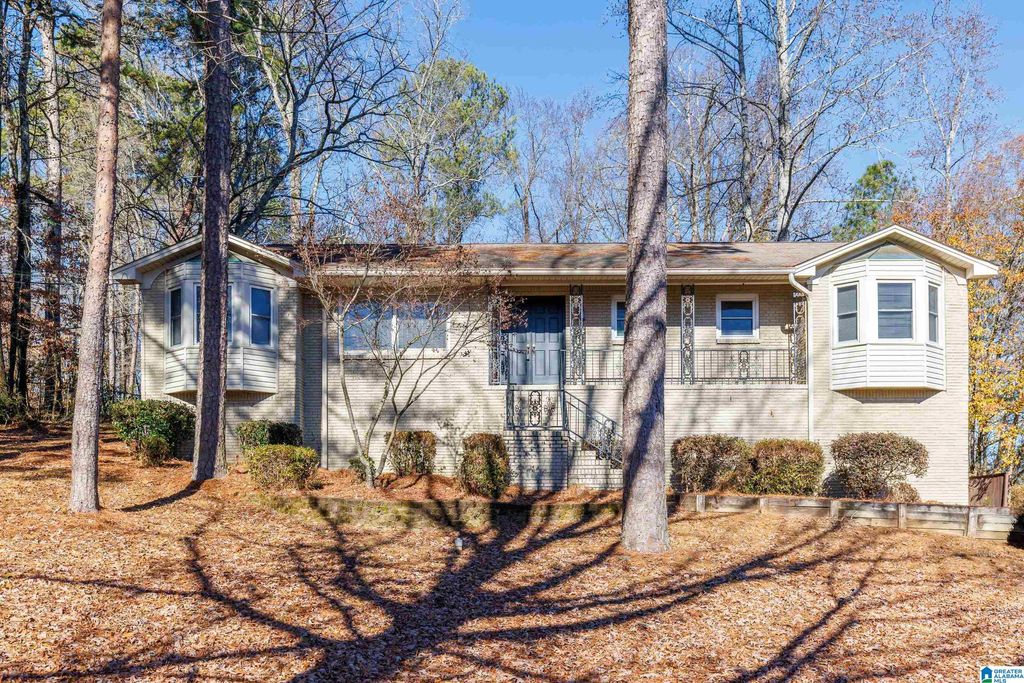 226 SNAKE HILL ROAD, Trussville, AL 35173