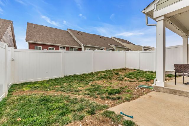 239 S Downs Cir, Goodlettsville, TN 37072