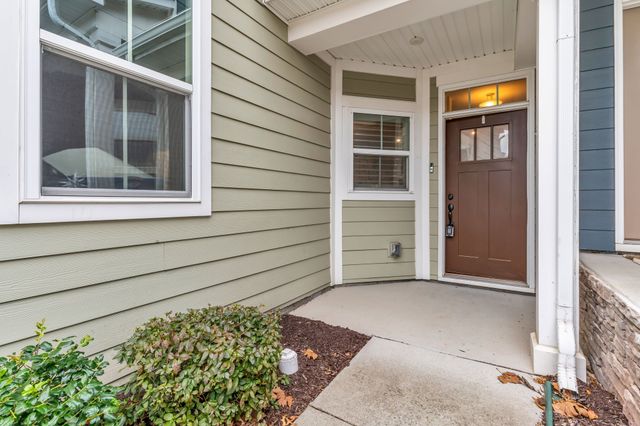 239 S Downs Cir, Goodlettsville, TN 37072