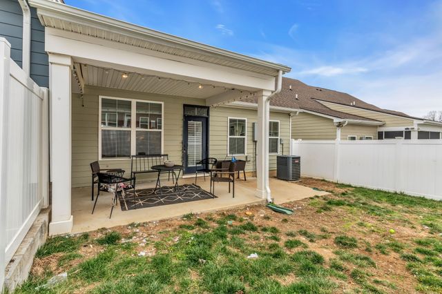 239 S Downs Cir, Goodlettsville, TN 37072