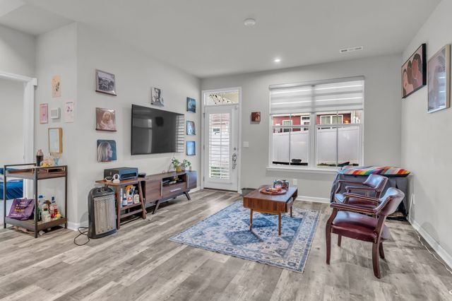 239 S Downs Cir, Goodlettsville, TN 37072