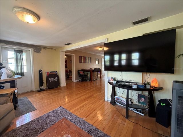 5164 JASMINE CIRCLE, St Petersburg, FL 33714