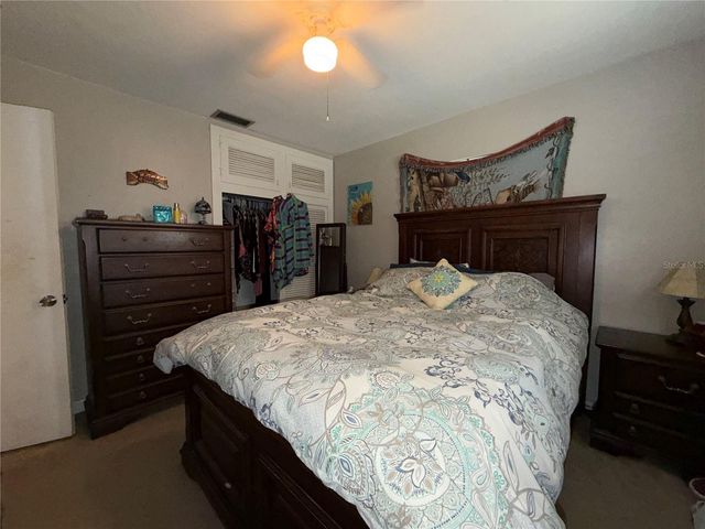 5164 JASMINE CIRCLE, St Petersburg, FL 33714