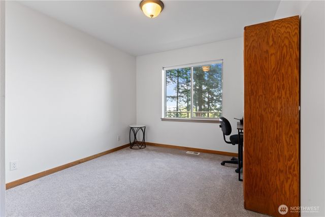 1058 Dana Circle, Lummi Island, WA 98262