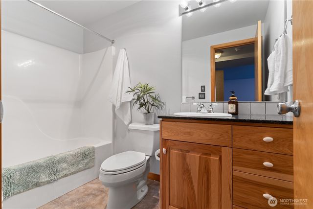 1058 Dana Circle, Lummi Island, WA 98262