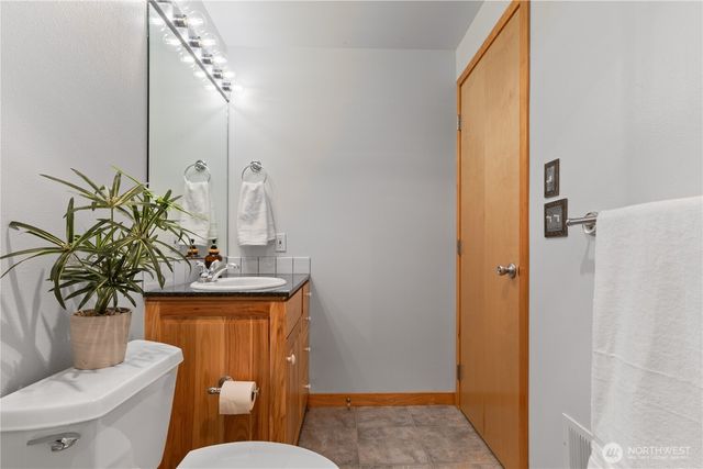 1058 Dana Circle, Lummi Island, WA 98262