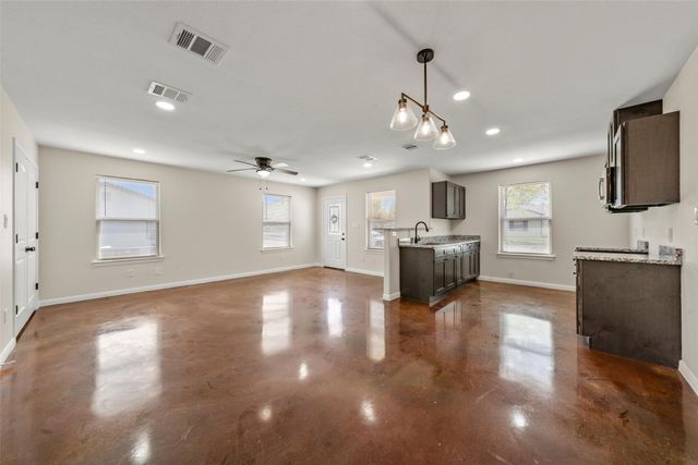 3407 Pewitt Drive, Waco, TX 76706