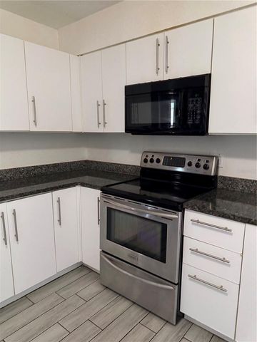 204 6TH JPV STREET, Winter Haven, FL 33880