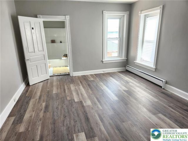 2009 Washington Avenue, Northampton Boro, PA 18067